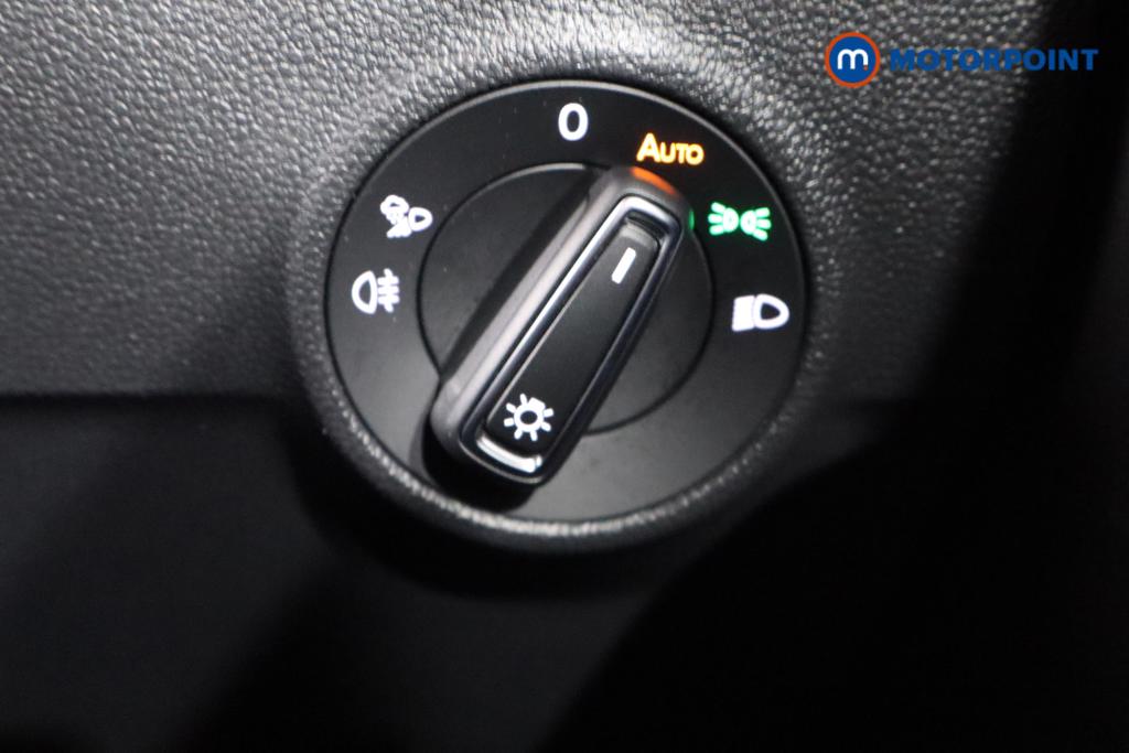 Volkswagen T-Roc Black Edition Automatic Petrol SUV - Stock Number (1611159) - 16th supplementary image