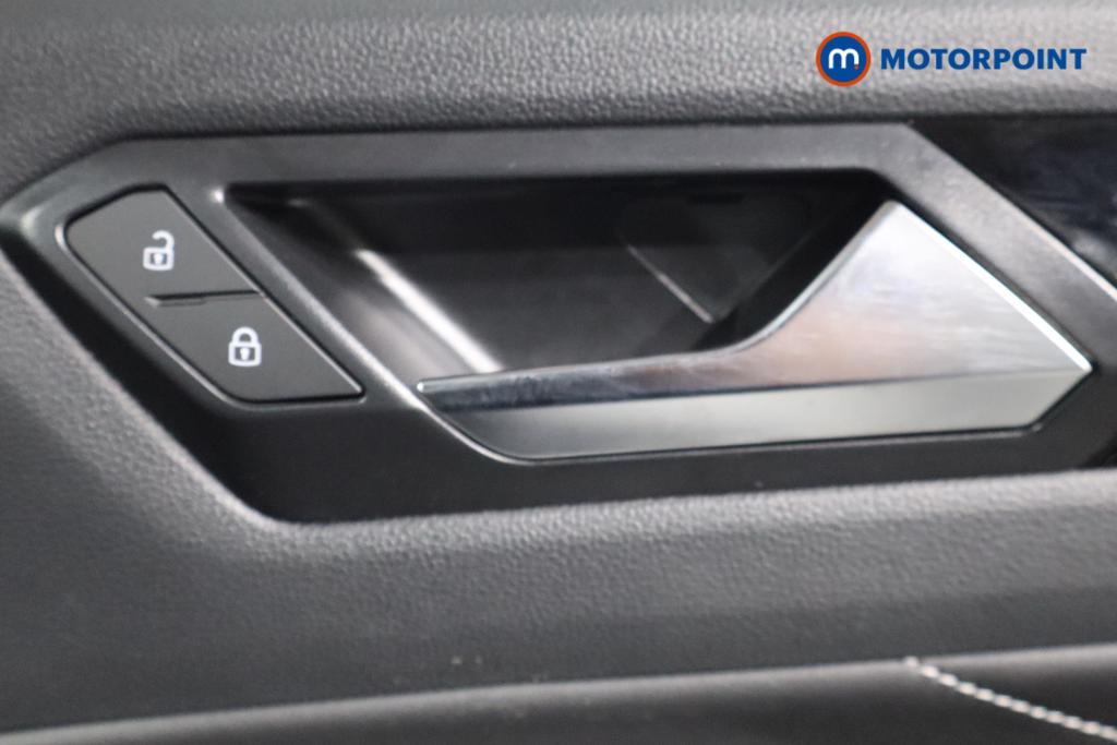 Volkswagen T-Roc Black Edition Automatic Petrol SUV - Stock Number (1611159) - 18th supplementary image