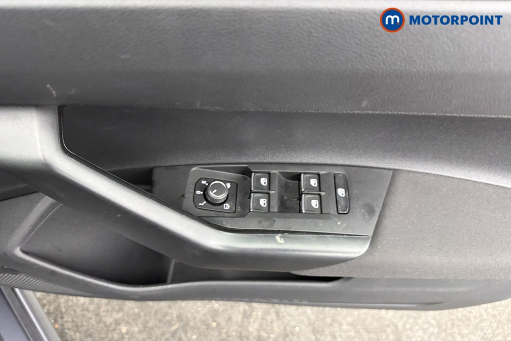 Volkswagen Polo Black Edition Automatic Petrol Hatchback - Stock Number (1611389) - 17th supplementary image