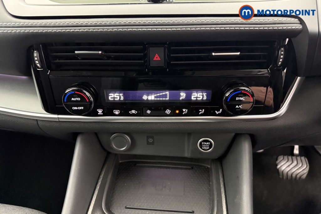 Nissan Qashqai N-Connecta Automatic Petrol SUV - Stock Number (1611400) - 10th supplementary image
