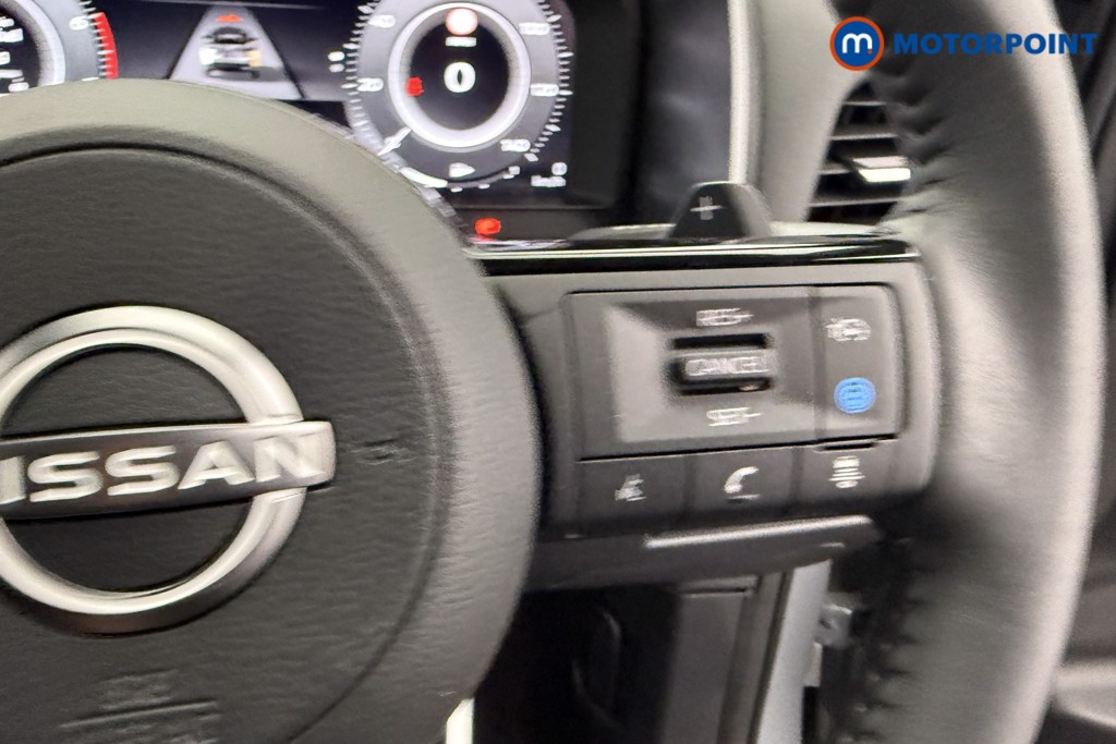 Nissan Qashqai N-Connecta Automatic Petrol SUV - Stock Number (1611400) - 13th supplementary image