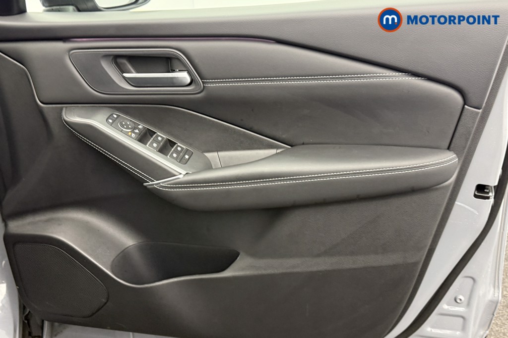 Nissan Qashqai N-Connecta Automatic Petrol SUV - Stock Number (1611400) - 16th supplementary image
