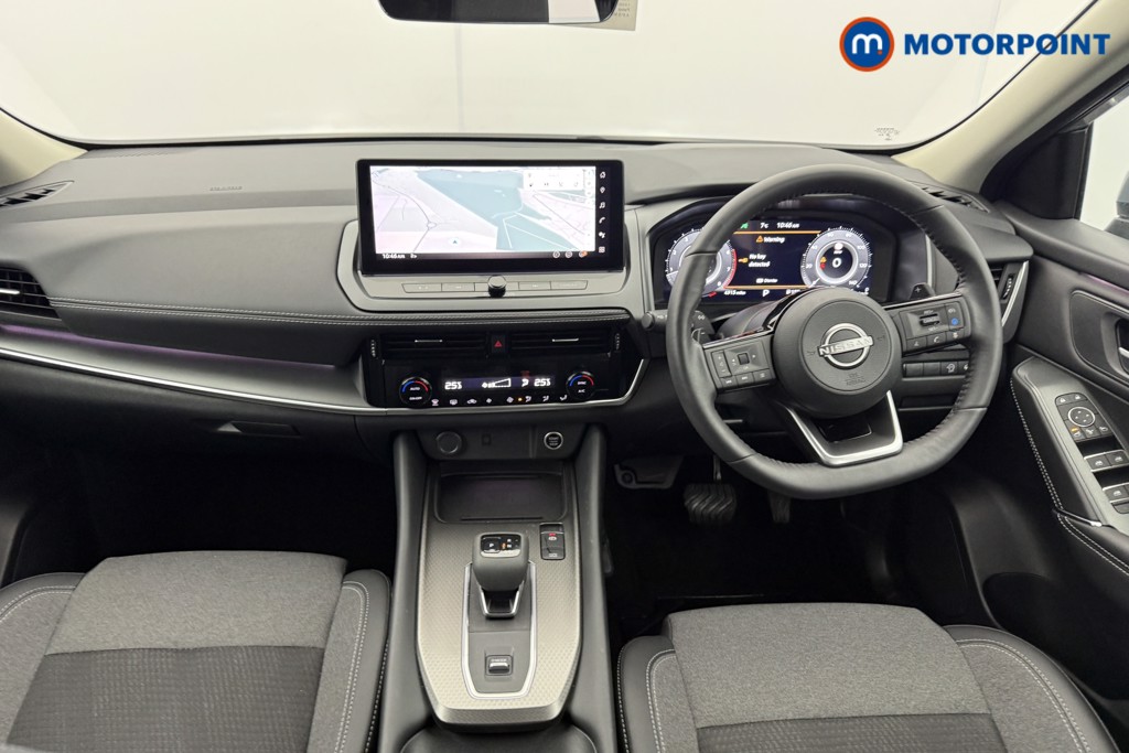 Nissan Qashqai N-Connecta Automatic Petrol SUV - Stock Number (1611400) - 1st supplementary image