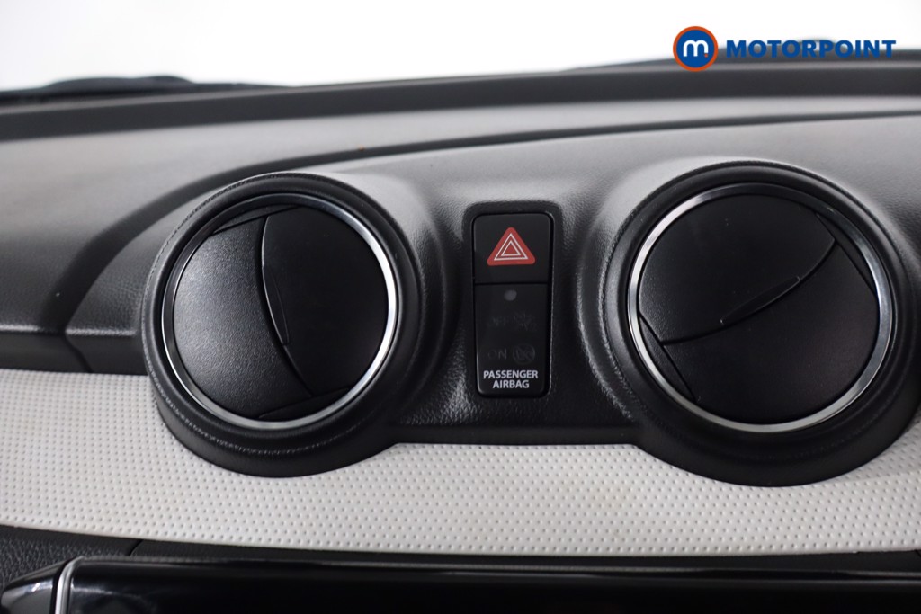 Suzuki Swift Sz-L Manual Petrol Hatchback - Stock Number (1569099) - 17th supplementary image