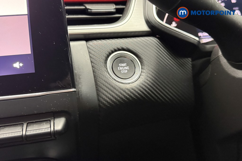 Renault Captur R.S. Line Manual Petrol SUV - Stock Number (1592127) - 13th supplementary image