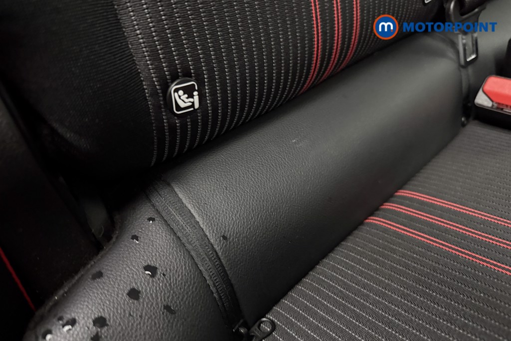 Renault Captur R.S. Line Manual Petrol SUV - Stock Number (1592127) - 19th supplementary image