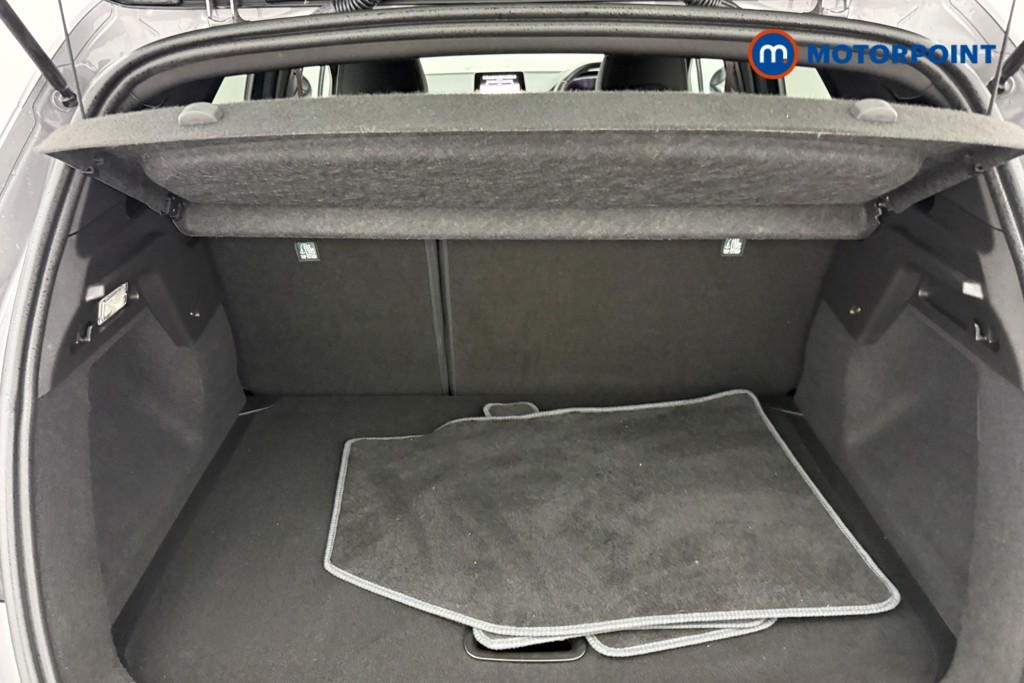 Renault Captur R.S. Line Manual Petrol SUV - Stock Number (1592127) - 25th supplementary image