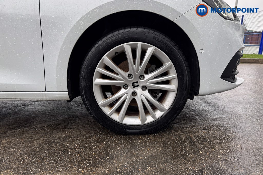 Seat Leon Se Dynamic Manual Petrol Hatchback - Stock Number (1597196) - 4th supplementary image