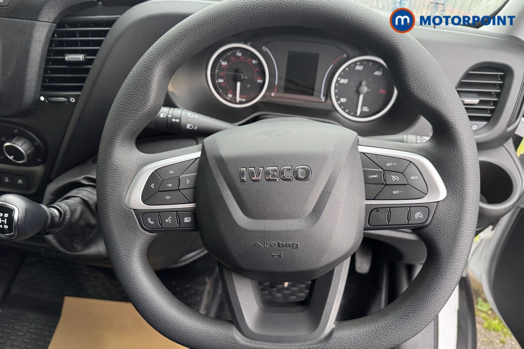 Iveco Daily Business Manual Diesel High Volume-High Roof Van - Stock Number (1597470) - 12th supplementary image