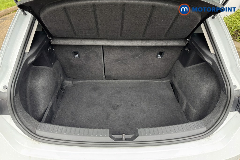 Iveco Daily Business Manual Diesel High Volume-High Roof Van - Stock Number (1597470) - 23rd supplementary image