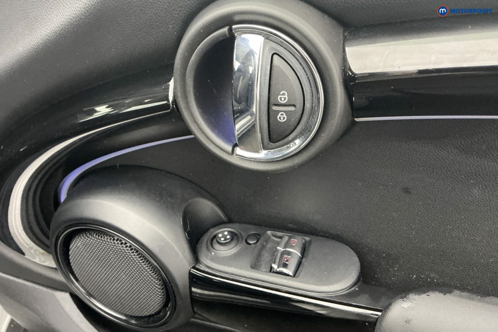 Mini Hatchback Cooper S Level 1 Automatic Electric Hatchback - Stock Number (1598763) - 31st supplementary image