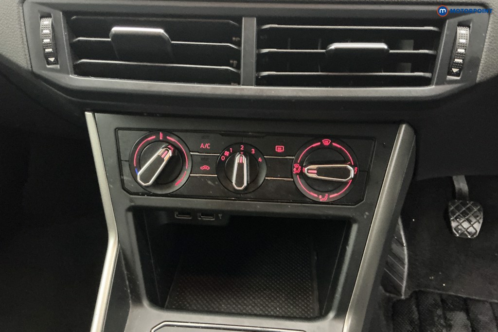 Volkswagen Polo Match Manual Petrol Hatchback - Stock Number (1599100) - 20th supplementary image