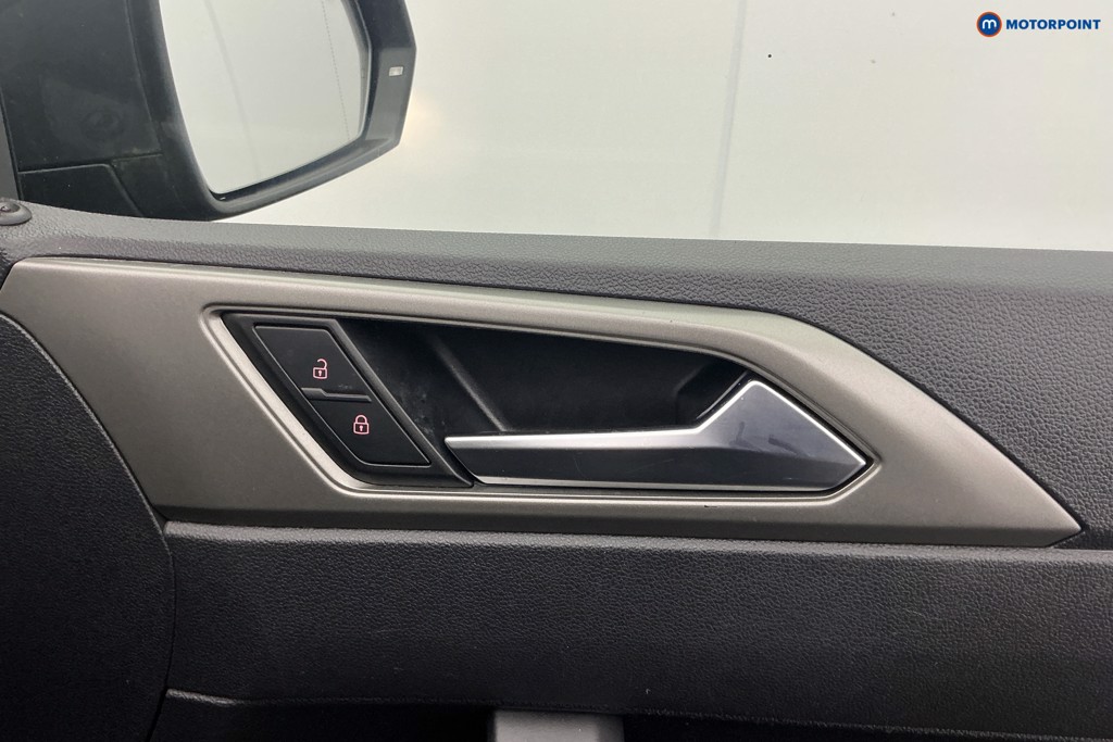 Volkswagen Polo Match Manual Petrol Hatchback - Stock Number (1599100) - 27th supplementary image