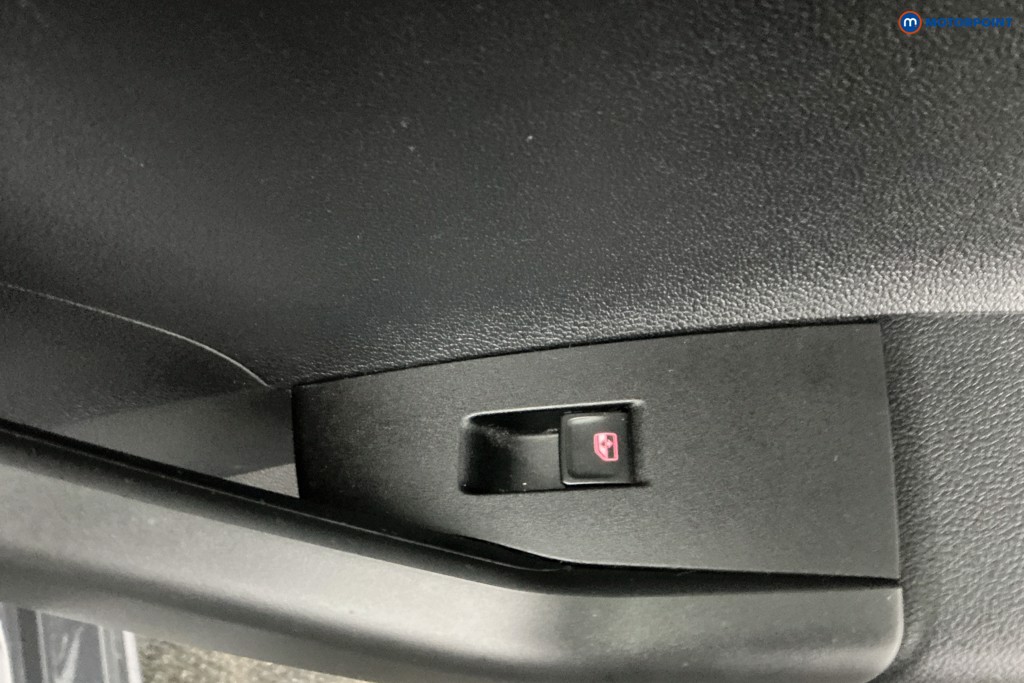 Volkswagen Polo Match Manual Petrol Hatchback - Stock Number (1599100) - 29th supplementary image