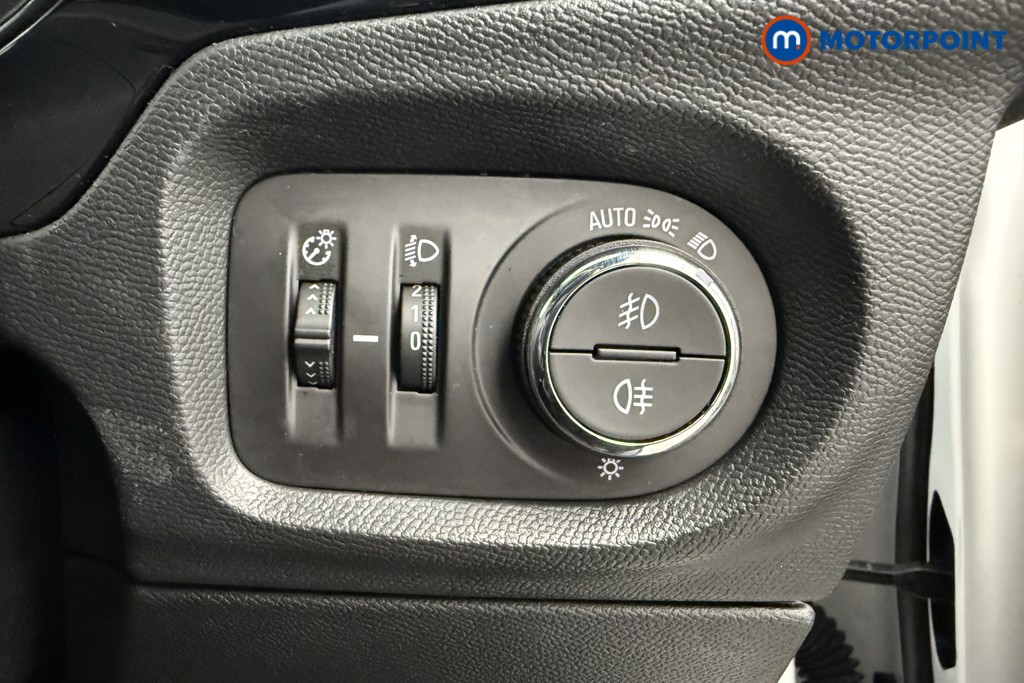 Vauxhall Corsa GS Manual Petrol Hatchback - Stock Number (1600831) - 15th supplementary image