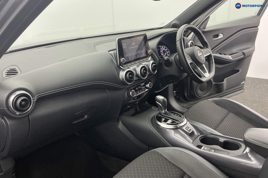 Nissan Juke N-Connecta Automatic Petrol SUV - Stock Number (1600901) - 10th supplementary image