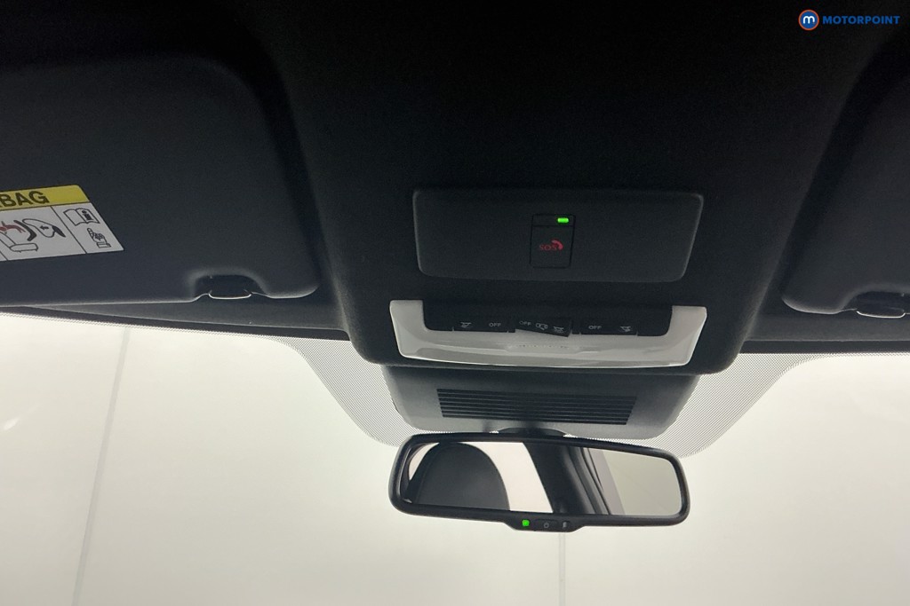 Nissan Juke N-Connecta Automatic Petrol SUV - Stock Number (1600901) - 17th supplementary image