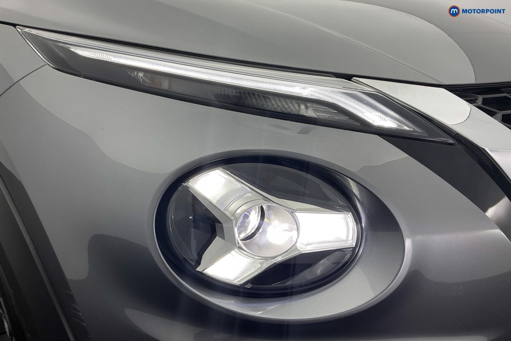 Nissan Juke N-Connecta Automatic Petrol SUV - Stock Number (1600901) - 30th supplementary image
