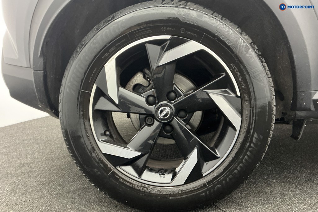 Nissan Juke N-Connecta Automatic Petrol SUV - Stock Number (1600901) - 39th supplementary image