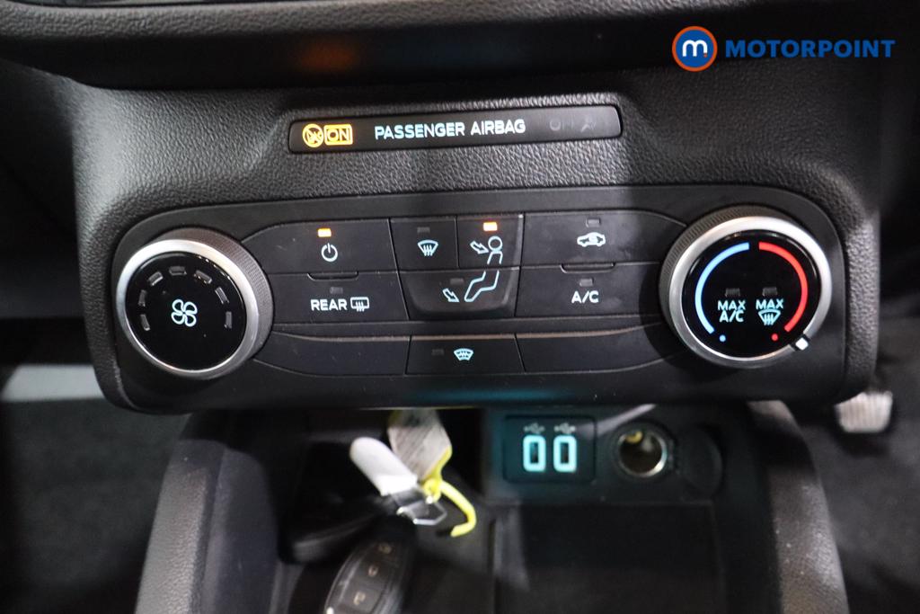 Ford Focus St-Line Edition Manual Petrol Hatchback - Stock Number (1601038) - 3rd supplementary image