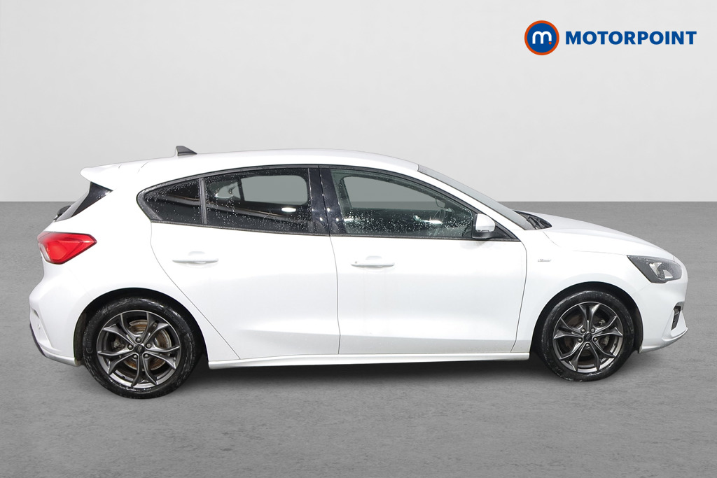 Ford Focus St-Line Edition Manual Petrol Hatchback - Stock Number (1601038) - Drivers side