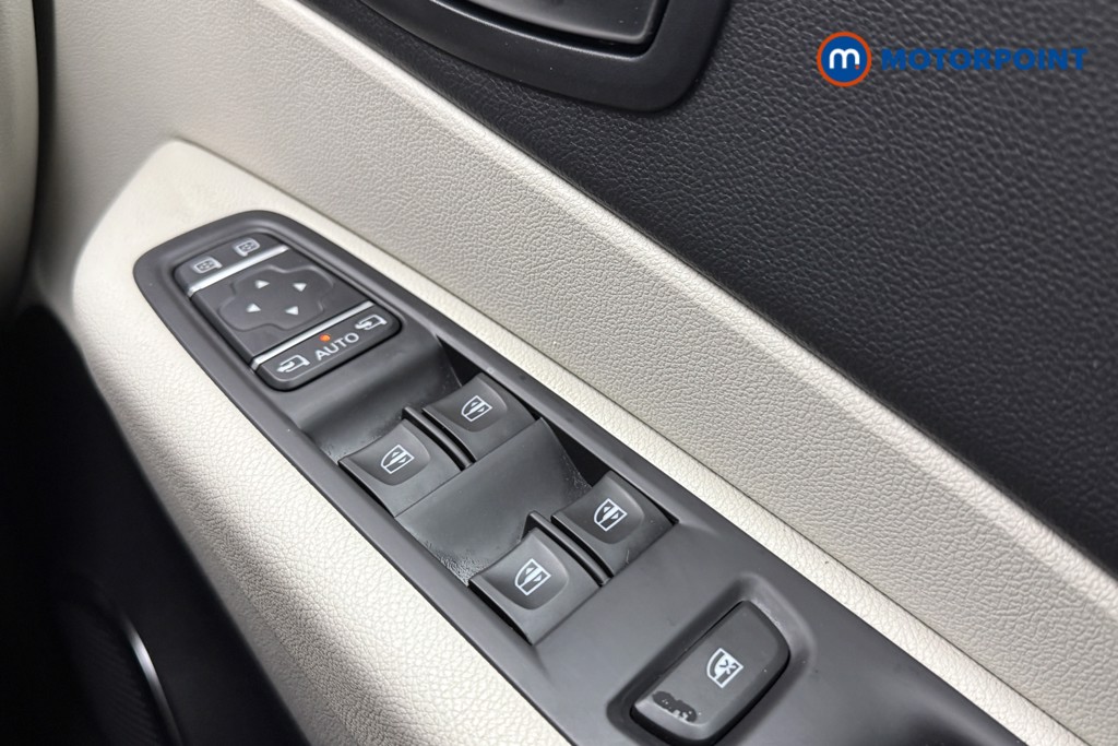 Renault Captur Gt Line Manual Petrol SUV - Stock Number (1601671) - 15th supplementary image