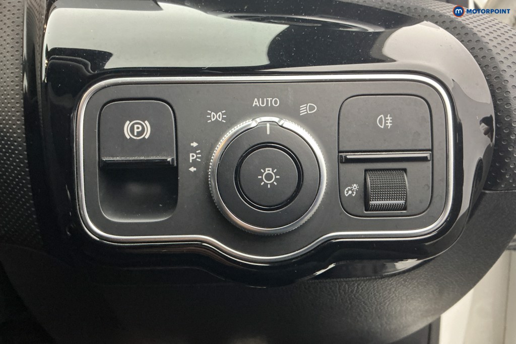 Mercedes-Benz A Class Amg Line Automatic Petrol Hatchback - Stock Number (1601886) - 25th supplementary image