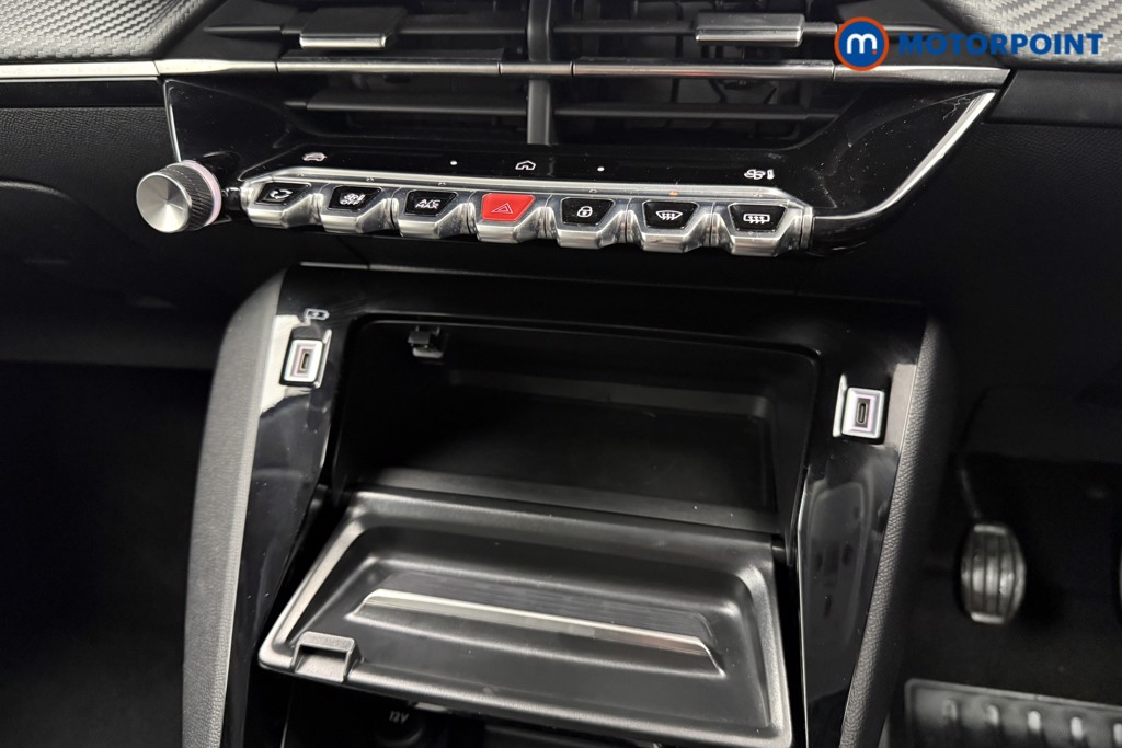 Peugeot 208 Allure Manual Petrol Hatchback - Stock Number (1603060) - 12th supplementary image