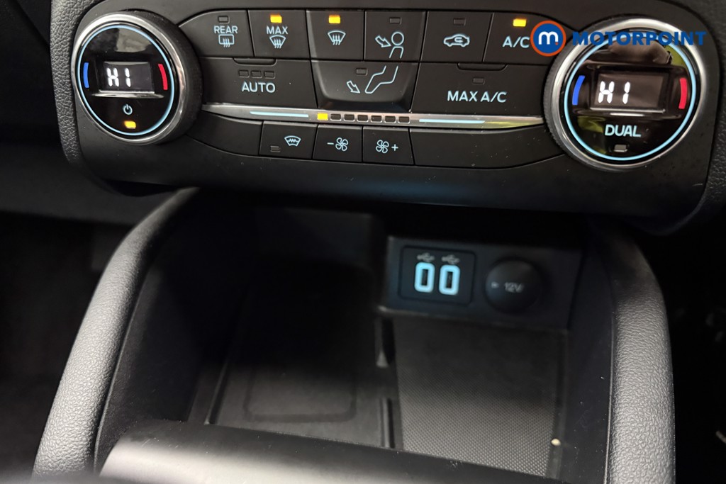 Ford Kuga Titanium Edition Manual Petrol SUV - Stock Number (1604029) - 10th supplementary image