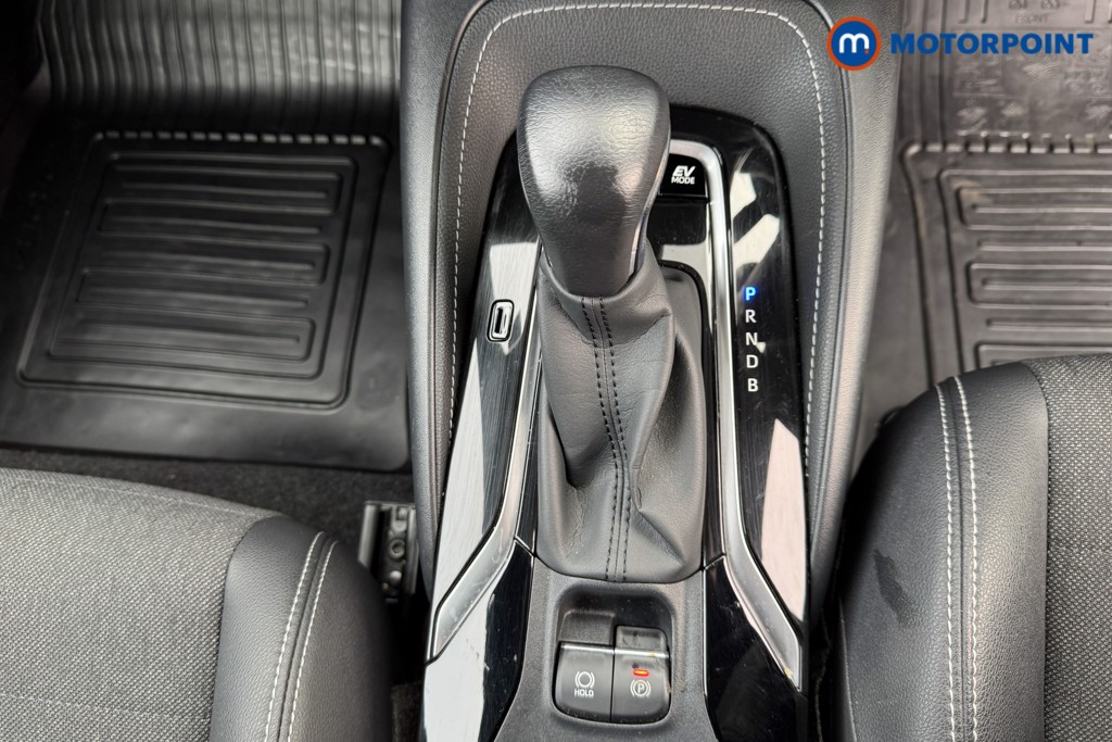 Toyota Corolla Design Automatic Petrol-Electric Hybrid Hatchback - Stock Number (1604186) - 17th supplementary image