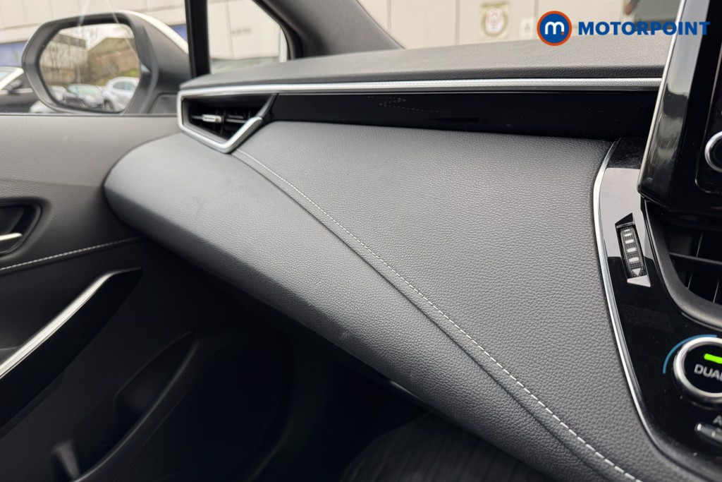 Toyota Corolla Design Automatic Petrol-Electric Hybrid Hatchback - Stock Number (1604186) - 20th supplementary image