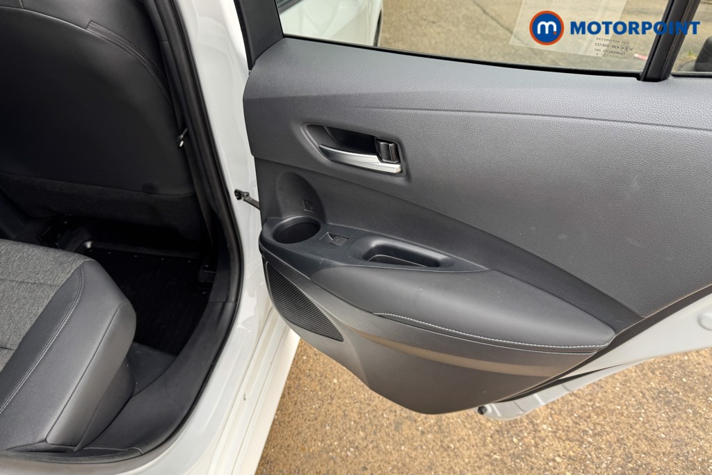 Toyota Corolla Design Automatic Petrol-Electric Hybrid Hatchback - Stock Number (1604186) - 22nd supplementary image