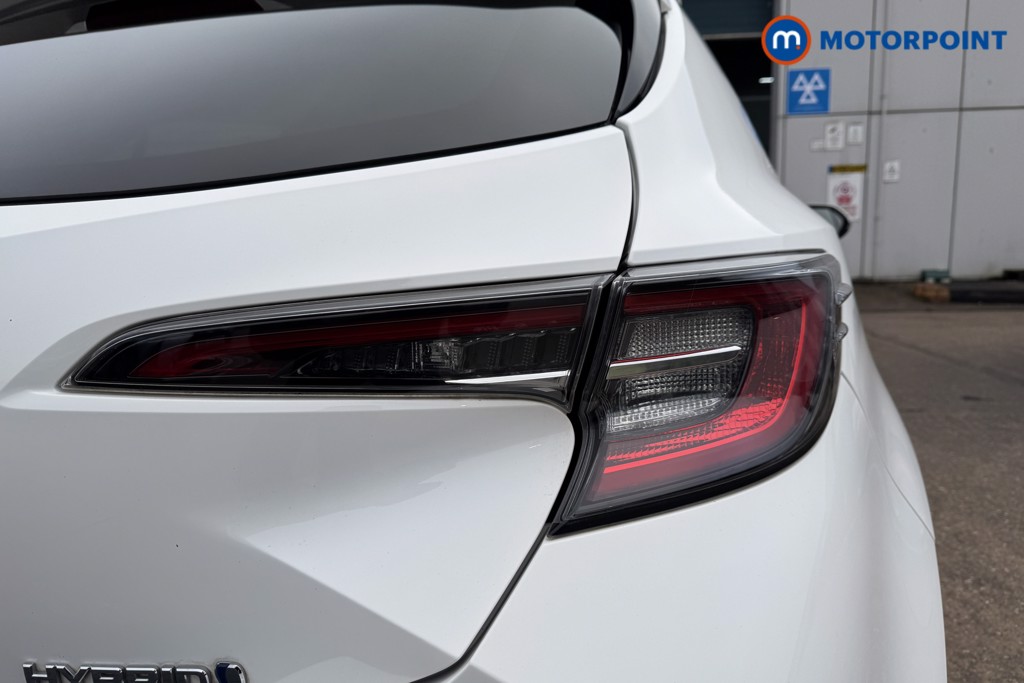 Toyota Corolla Design Automatic Petrol-Electric Hybrid Hatchback - Stock Number (1604186) - 27th supplementary image