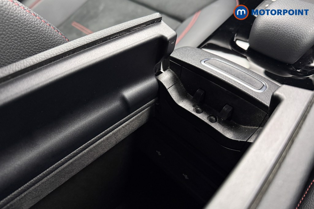 Mercedes-Benz A Class Amg Line Automatic Petrol Plug-In Hybrid Hatchback - Stock Number (1604979) - 17th supplementary image