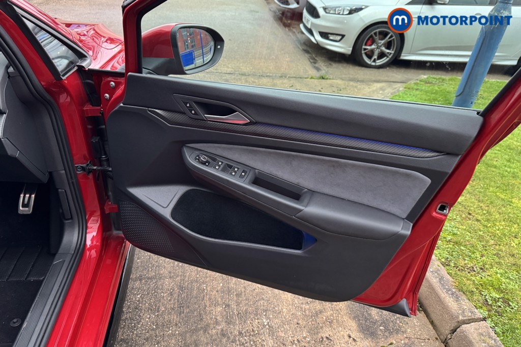 Volkswagen Golf R-Line Automatic Petrol Hatchback - Stock Number (1605093) - 7th supplementary image
