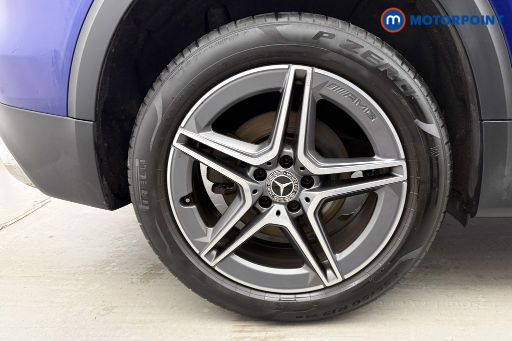 Mercedes-Benz GLB Amg Line Automatic Petrol SUV - Stock Number (1605555) - 38th supplementary image