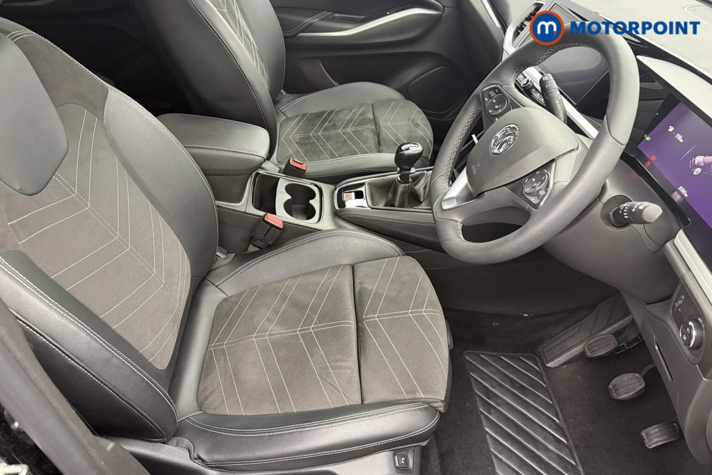 Vauxhall Grandland Ultimate Manual Petrol SUV - Stock Number (1605560) - 18th supplementary image