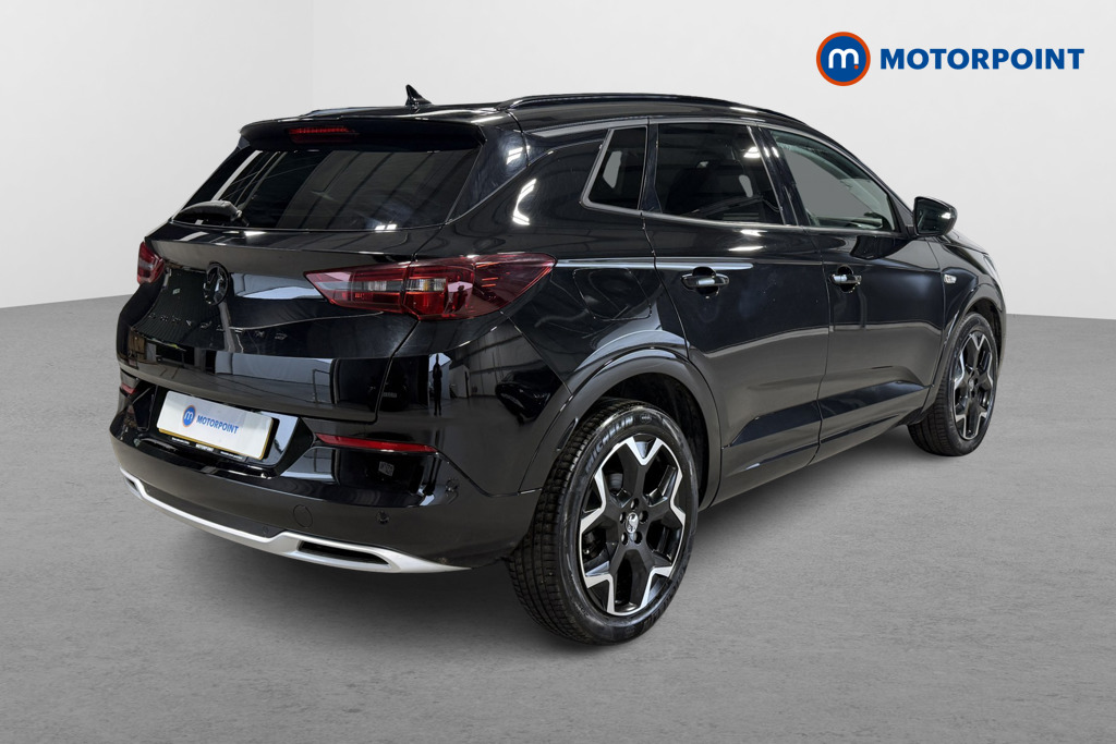 Vauxhall Grandland Ultimate Manual Petrol SUV - Stock Number (1605560) - Drivers side rear corner