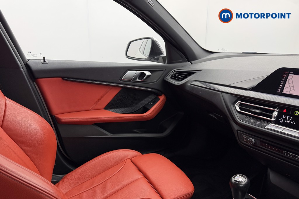 BMW 1 Series M Sport Manual Diesel Hatchback - Stock Number (1605695) - 17th supplementary image