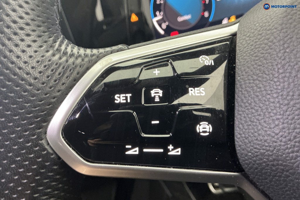 Volkswagen Golf R-Line Manual Petrol Hatchback - Stock Number (1606132) - 23rd supplementary image