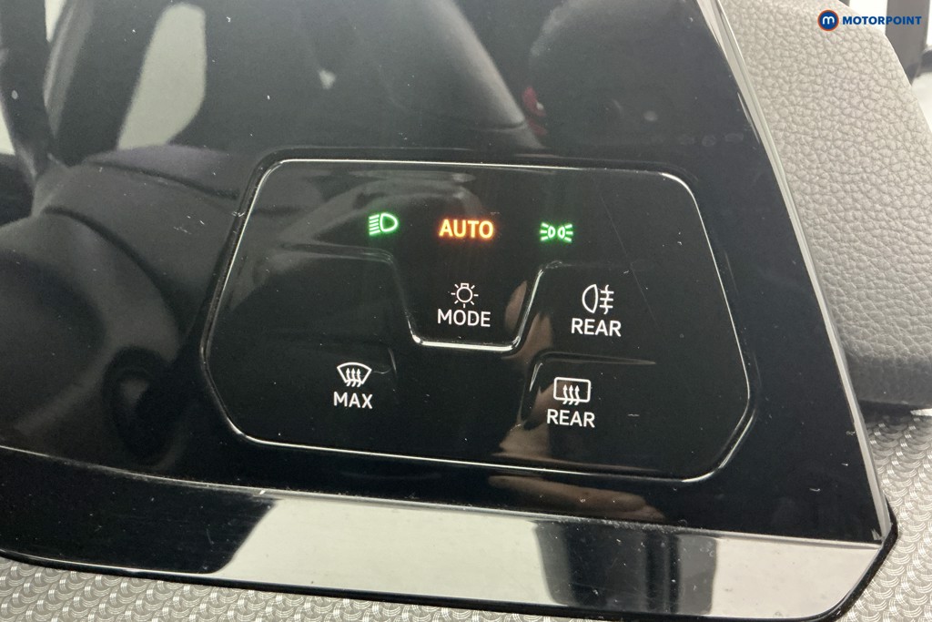 Volkswagen Golf R-Line Manual Petrol Hatchback - Stock Number (1606132) - 25th supplementary image