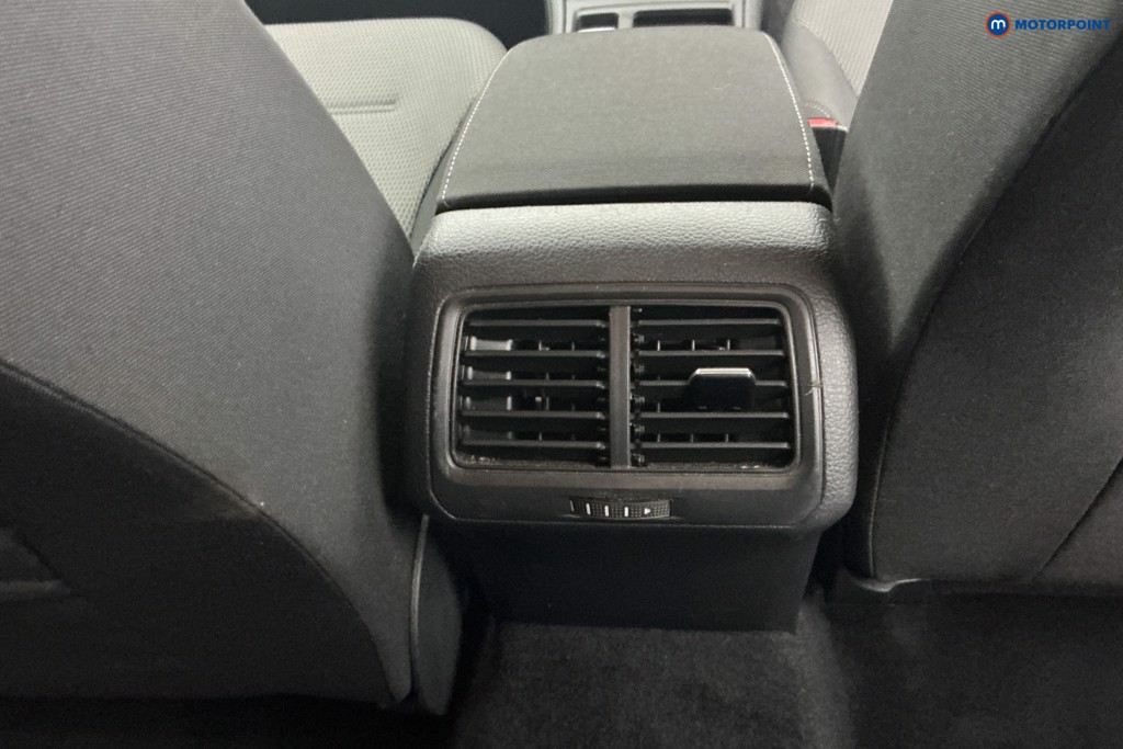 Volkswagen Golf SE Manual Diesel Hatchback - Stock Number (1606531) - 13th supplementary image