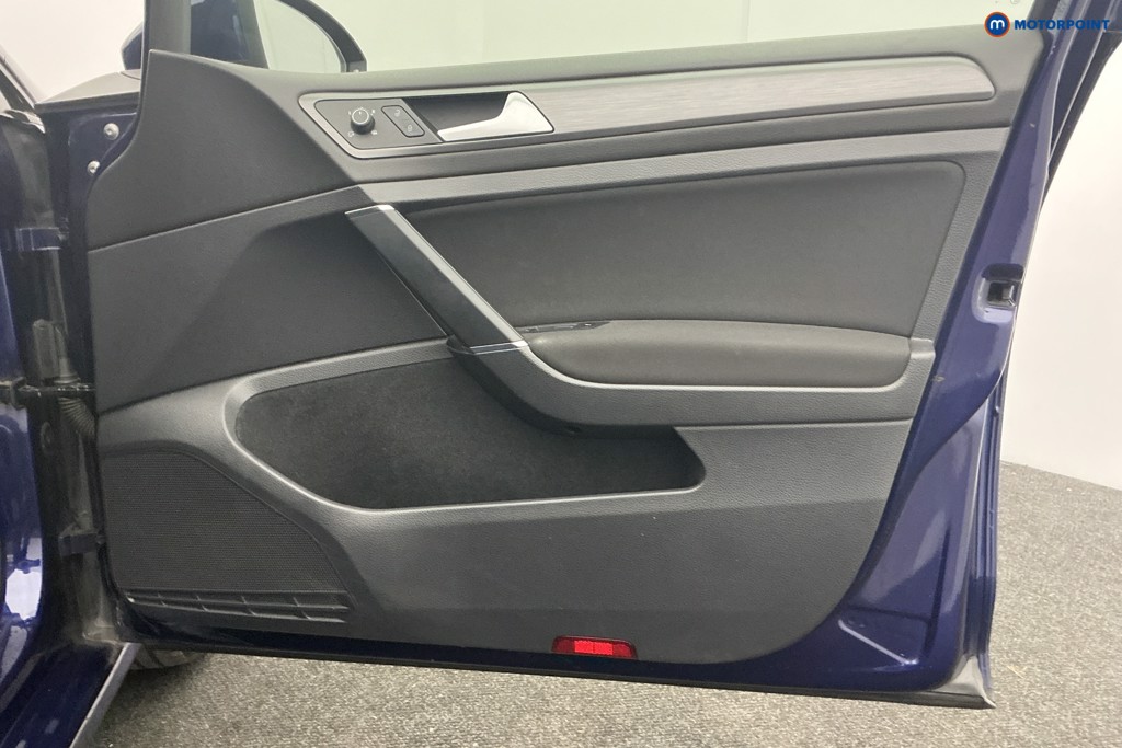 Volkswagen Golf SE Manual Diesel Hatchback - Stock Number (1606531) - 25th supplementary image