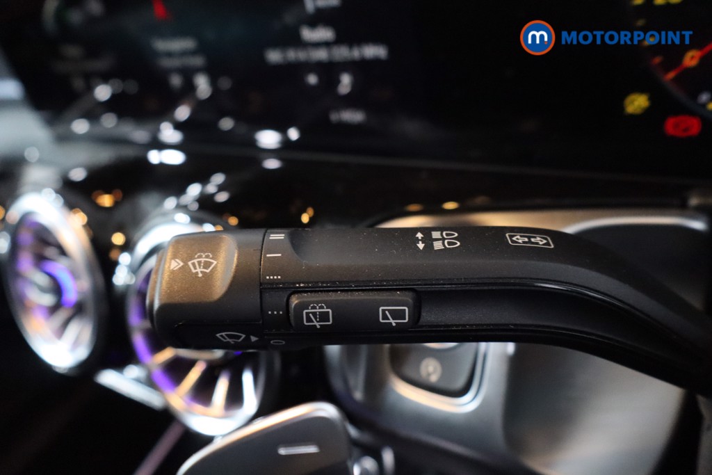 Mercedes-Benz GLB Amg Line Automatic Petrol SUV - Stock Number (1606623) - 14th supplementary image