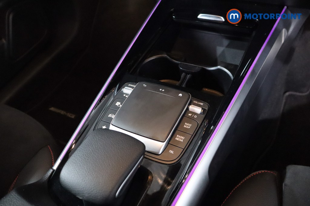 Mercedes-Benz GLB Amg Line Automatic Petrol SUV - Stock Number (1606623) - 19th supplementary image