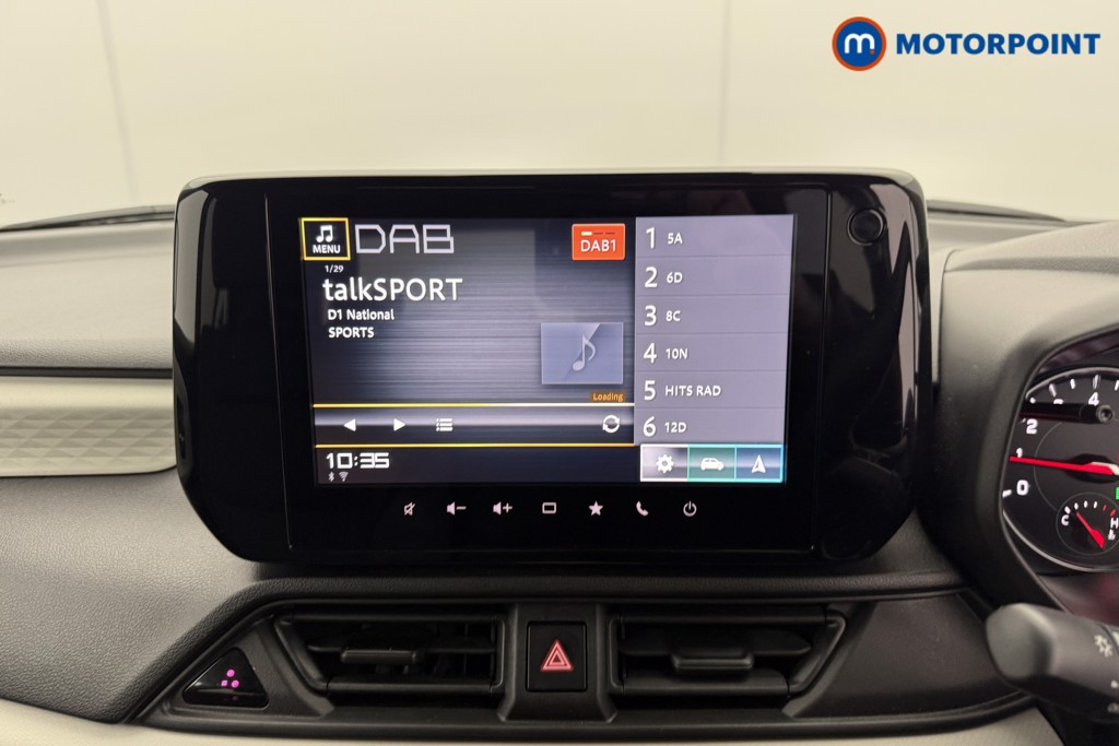 Suzuki Swift Motion Automatic Petrol Hatchback - Stock Number (1607394) - 6th supplementary image