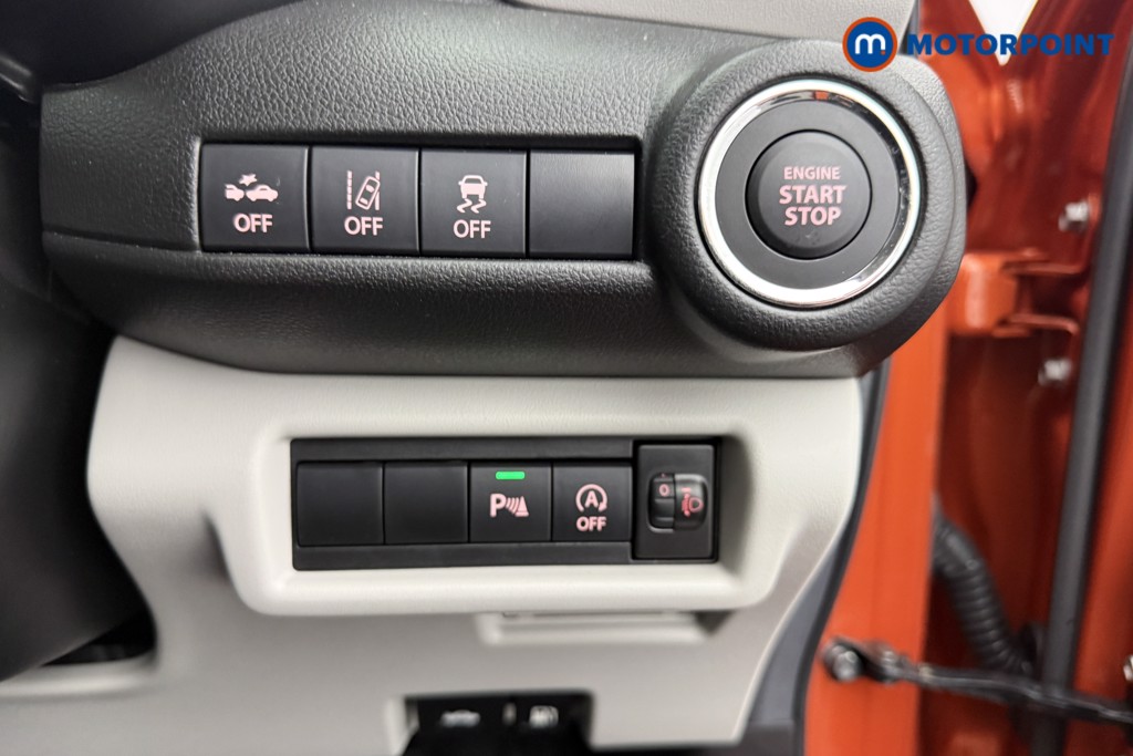 Suzuki Swift Motion Automatic Petrol Hatchback - Stock Number (1607394) - 13th supplementary image