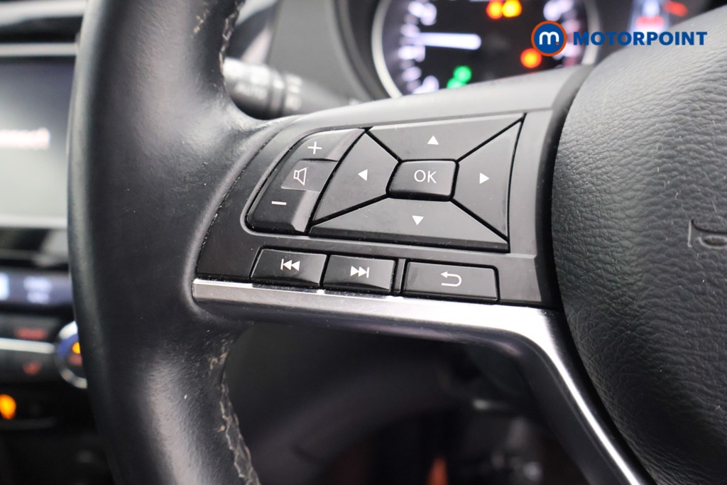 Nissan Qashqai Acenta Premium Manual Petrol SUV - Stock Number (1607592) - 2nd supplementary image