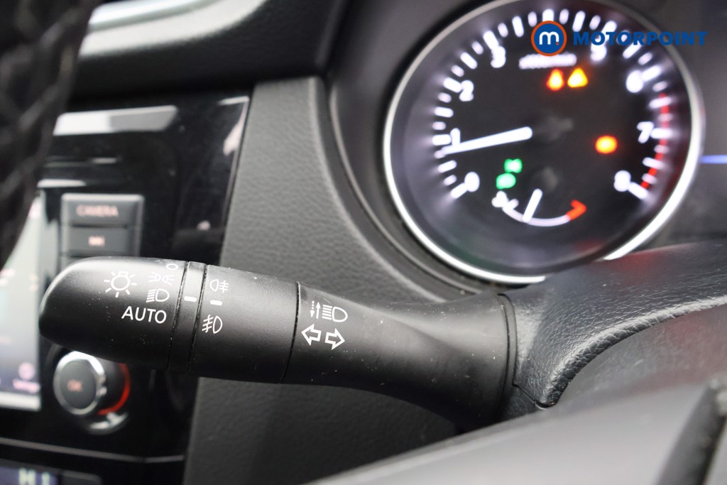 Nissan Qashqai Acenta Premium Manual Petrol SUV - Stock Number (1607592) - 5th supplementary image