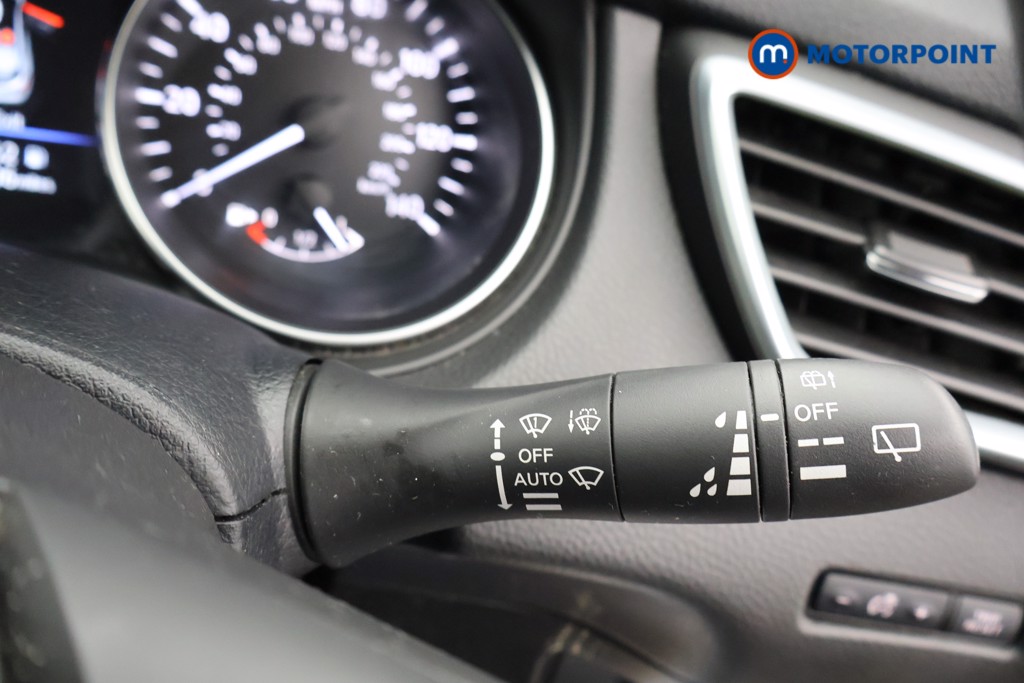Nissan Qashqai Acenta Premium Manual Petrol SUV - Stock Number (1607592) - 6th supplementary image